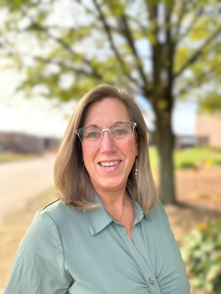 Mrs. Melissa Tucker